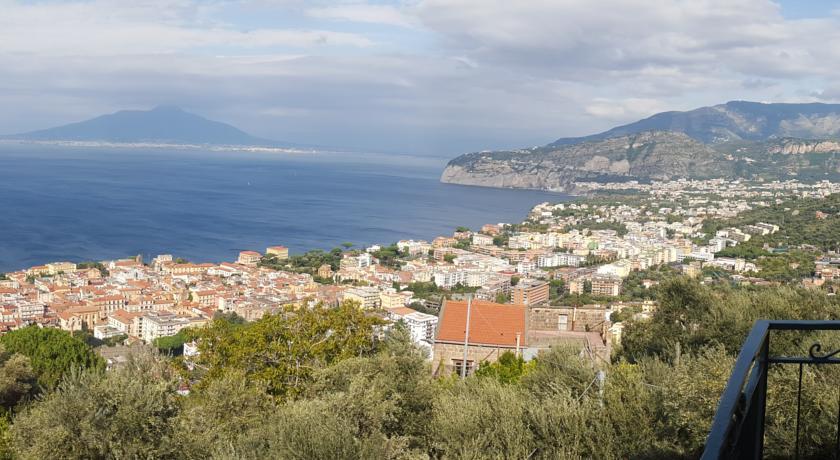 Casa Vacanze Chery Сорренто Екстер'єр фото