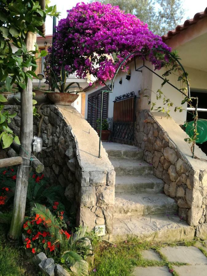 Casa Vacanze Chery Сорренто Екстер'єр фото