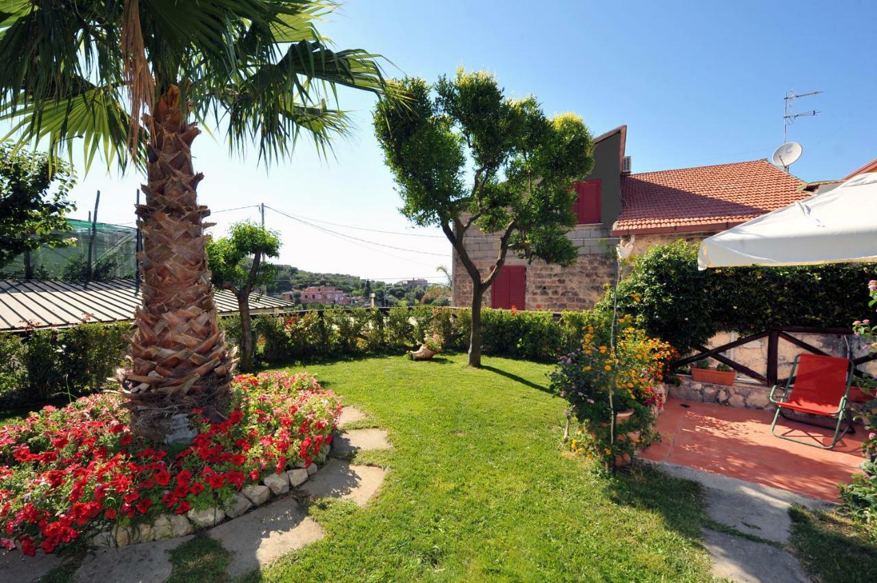 Casa Vacanze Chery Сорренто Екстер'єр фото