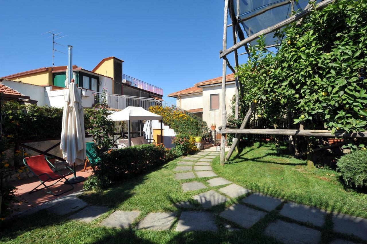 Casa Vacanze Chery Сорренто Екстер'єр фото